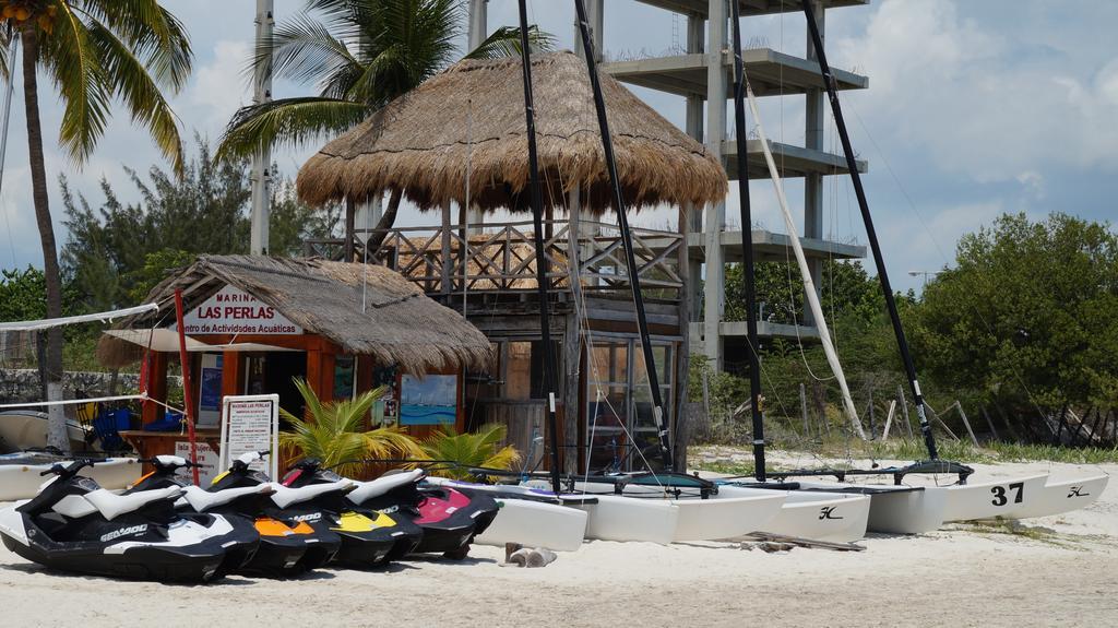 Las Perlas Condos Cancún Exteriör bild