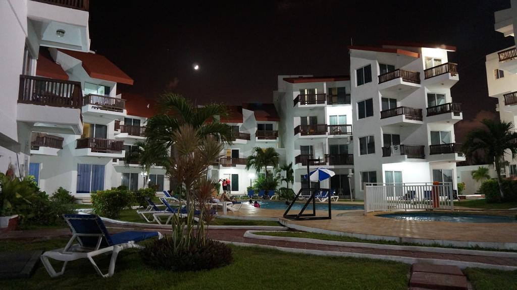 Las Perlas Condos Cancún Exteriör bild