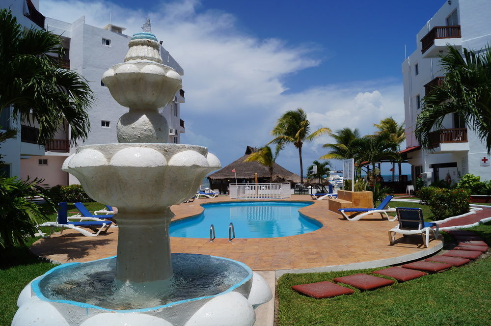 Las Perlas Condos Cancún Exteriör bild